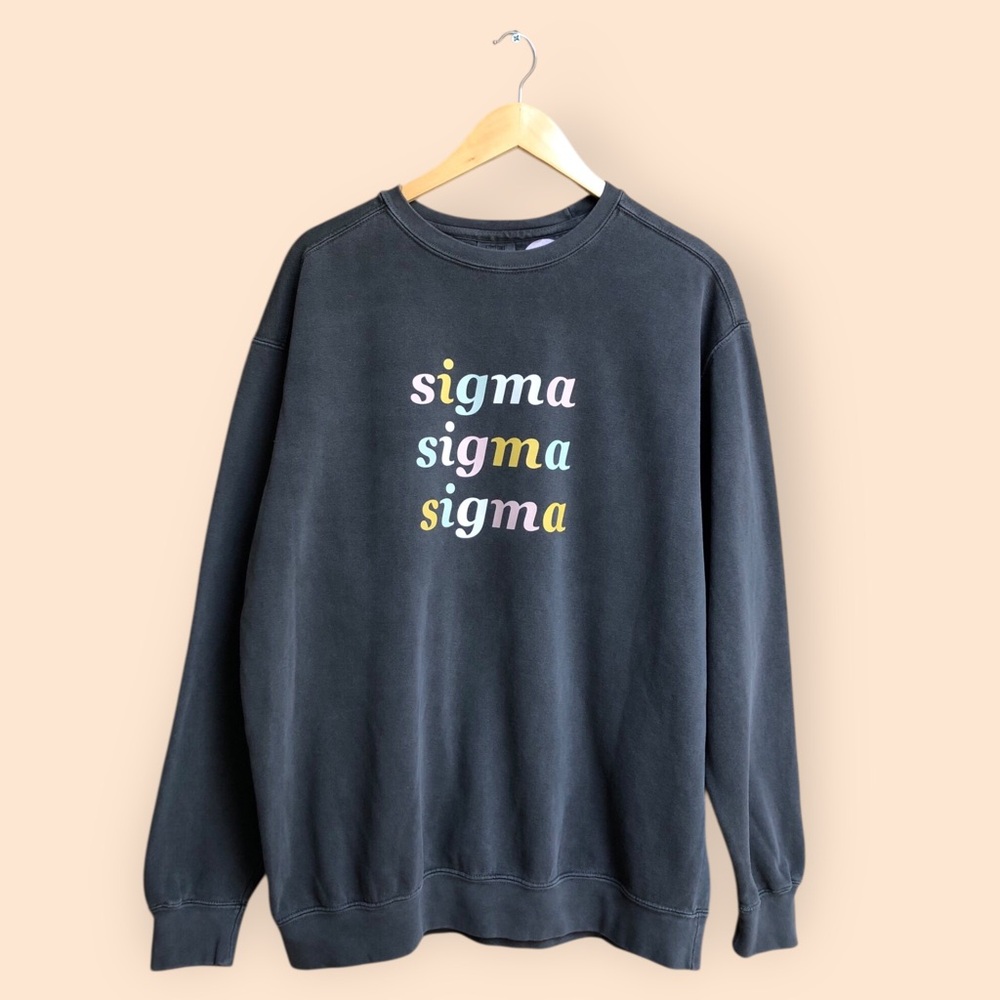Laurel + Olive NWT Comfort Colors Custom Fleece Crewneck Sigma Sorority Women L